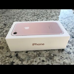 Rose Gold iPhone 7 box